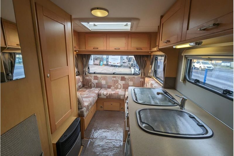 Elddis Autoquest 120