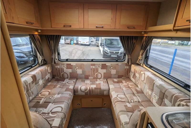 Elddis Autoquest 120