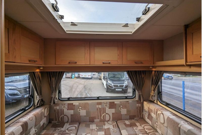 Elddis Autoquest 120