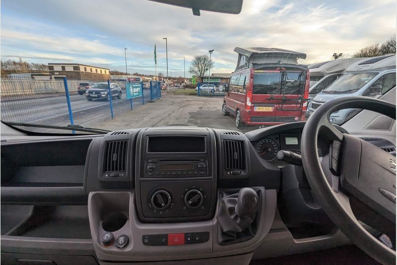 Elddis Autoquest 120