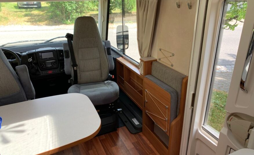 Hymer Exis I678