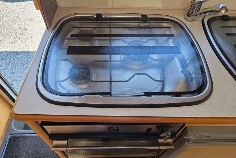 Elddis Autoquest 180