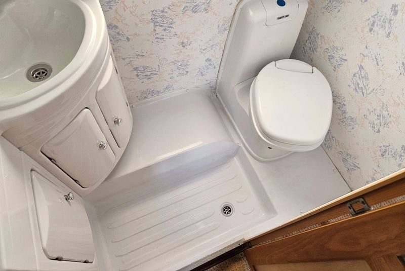 Elddis Autoquest 180
