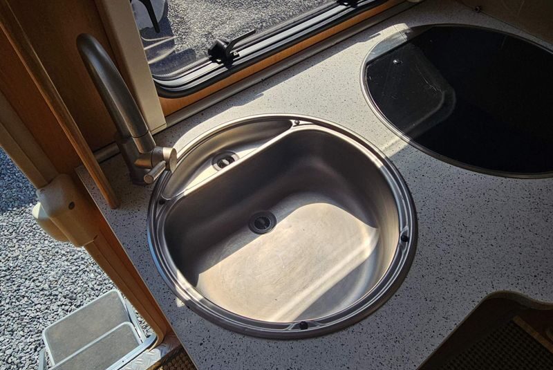 Hymer Van 522