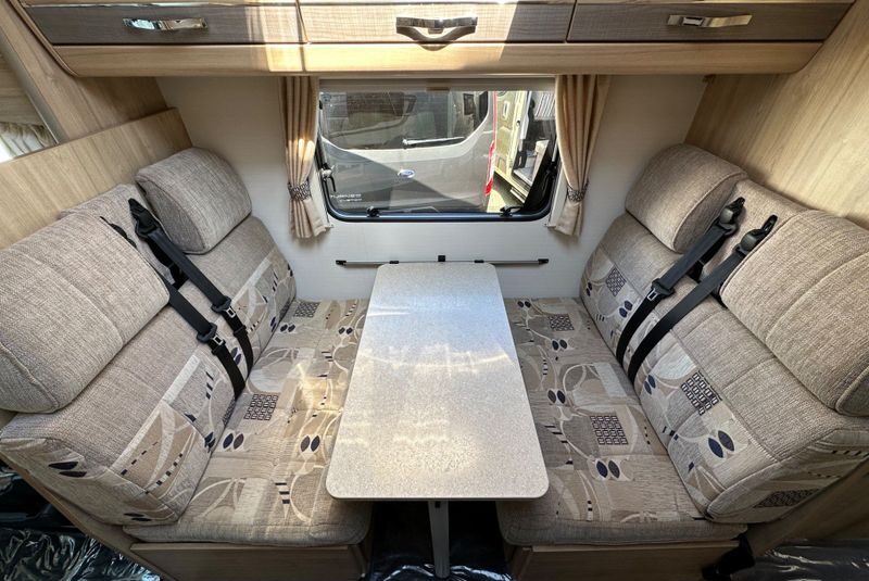 Elddis Majestic 180