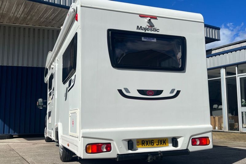 Elddis Majestic 180