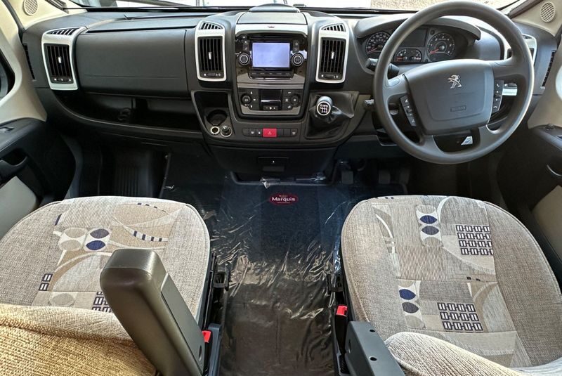 Elddis Majestic 180