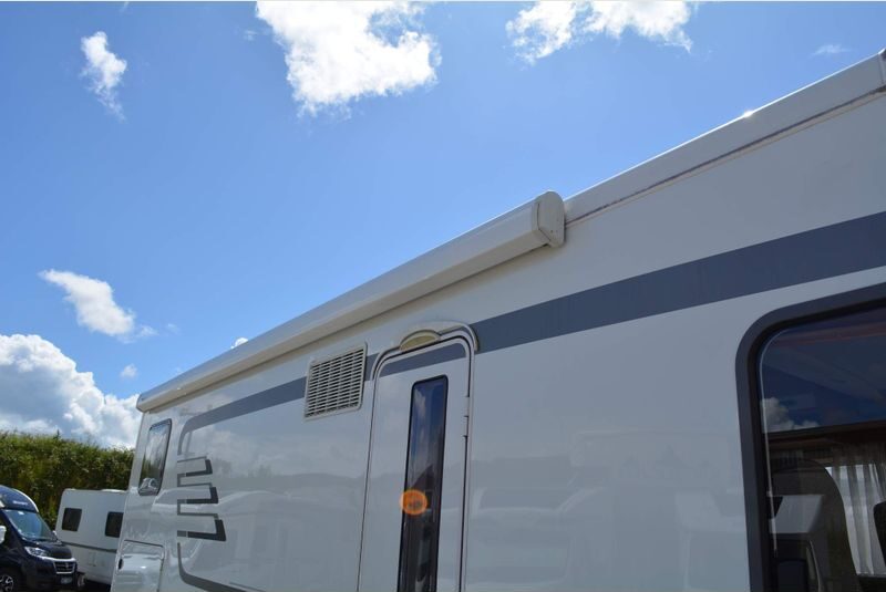 Hymer B678
