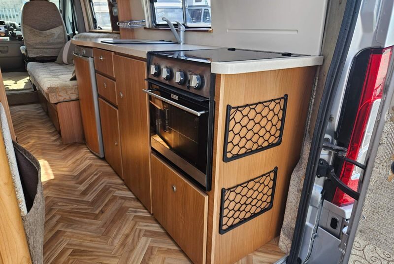 Autocruise Tempo