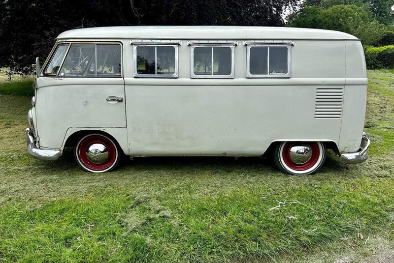 Volkswagen T2 Campervan