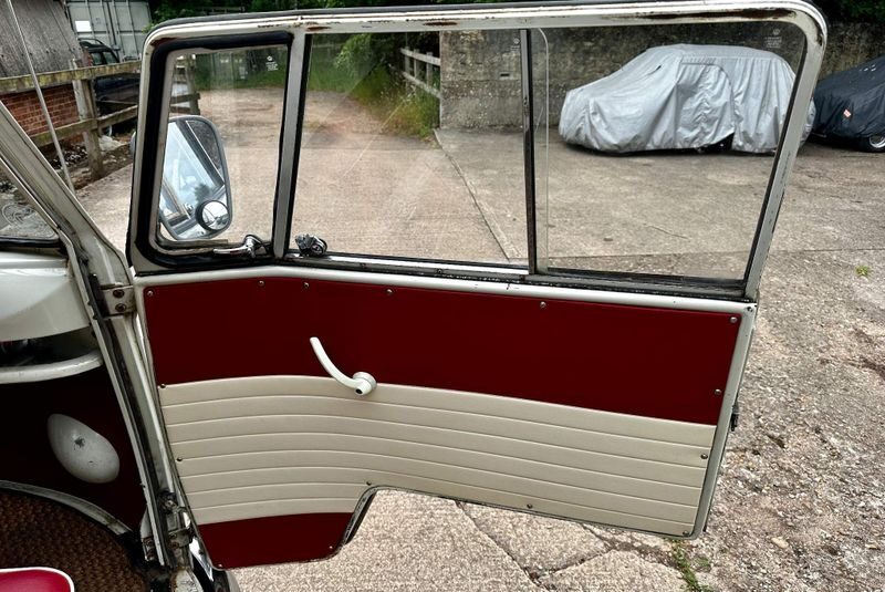 Volkswagen T2 Campervan