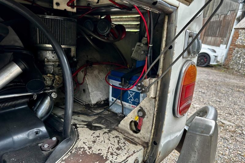 Volkswagen T2 Campervan