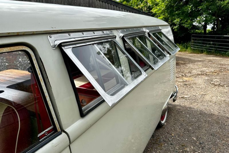 Volkswagen T2 Campervan