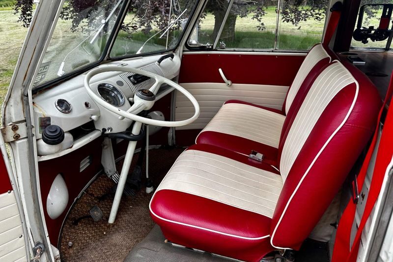 Volkswagen T2 Campervan