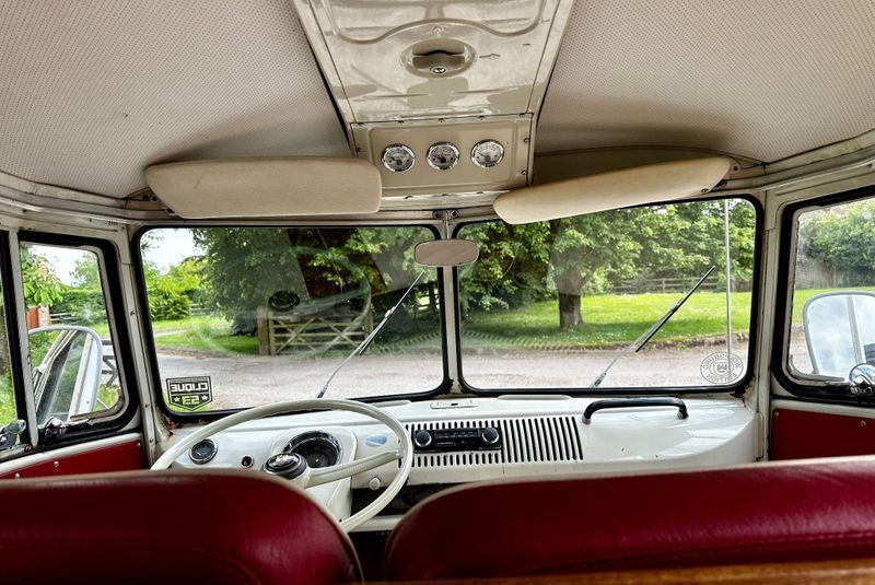 Volkswagen T2 Campervan