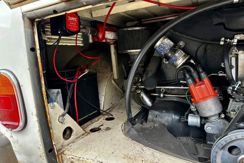 Volkswagen T2 Campervan