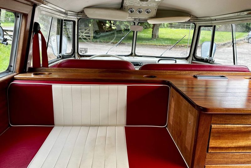 Volkswagen T2 Campervan