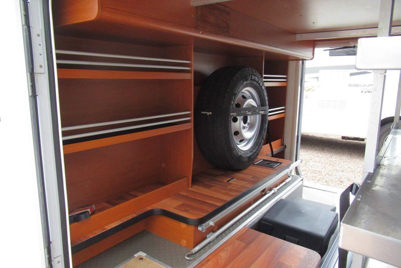 Hymer B594