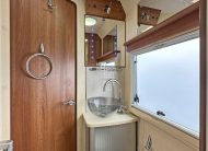AUTO-SLEEPER BROADWAY