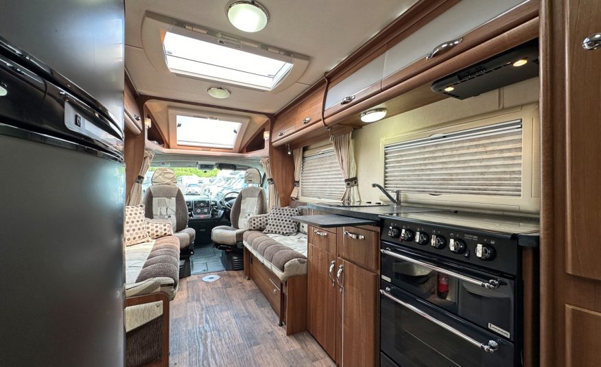 AUTO-SLEEPER BROADWAY