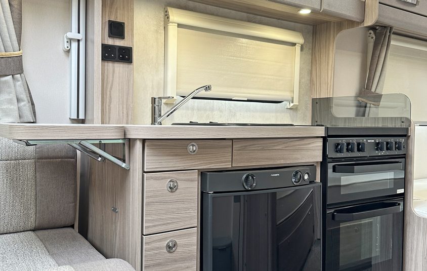 Elddis Evolution 185