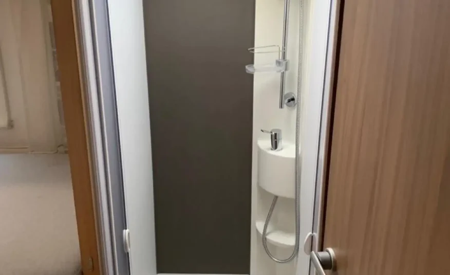 Adria Matrix M670SL