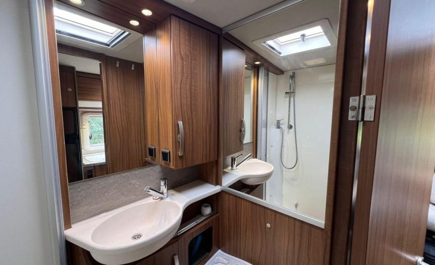 Hymer Exsis I 588